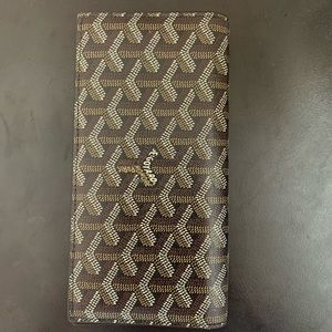 Black and yellow long wallet